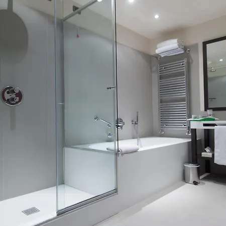 فندق Grand Mattei 4*