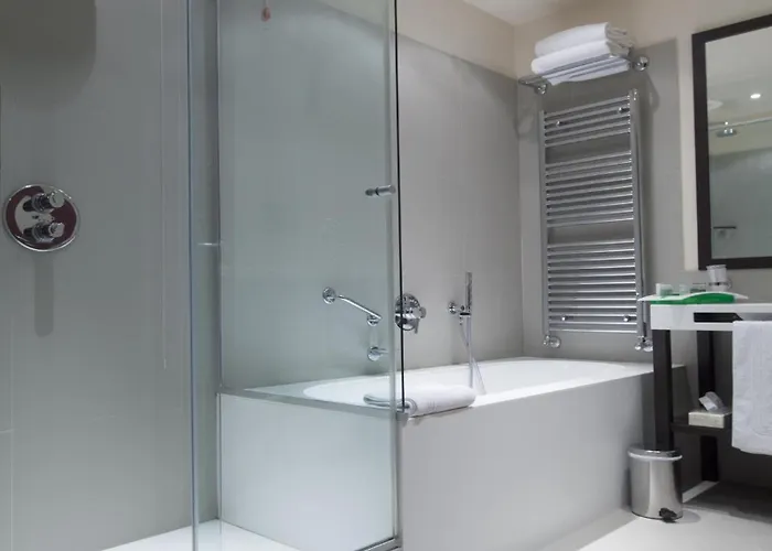 מלון Grand Mattei 4*